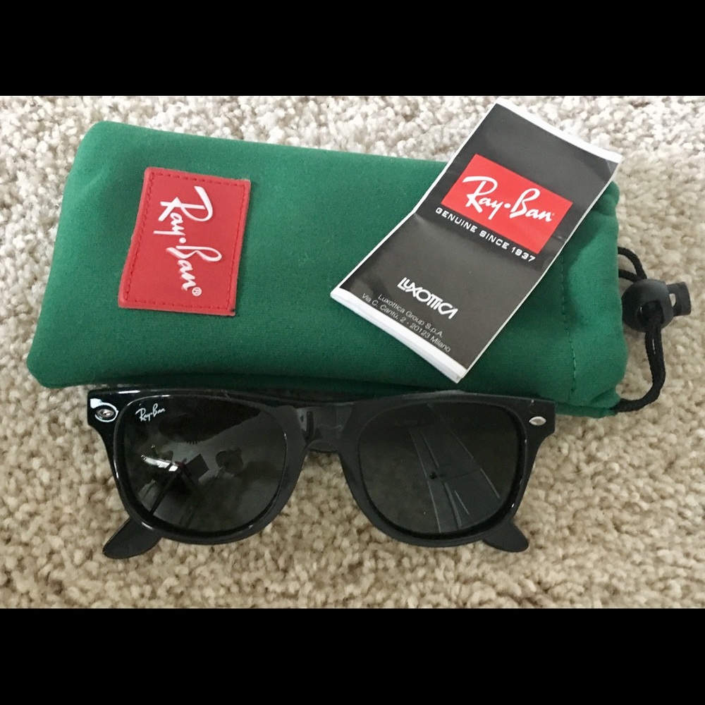 Ray-ban Jr - Black Wayfarer Sunglasses NWT